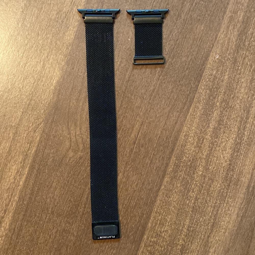 Platinum Magnetic Stainless Steel Mesh Band for Apple Watch 42mm and 44mm